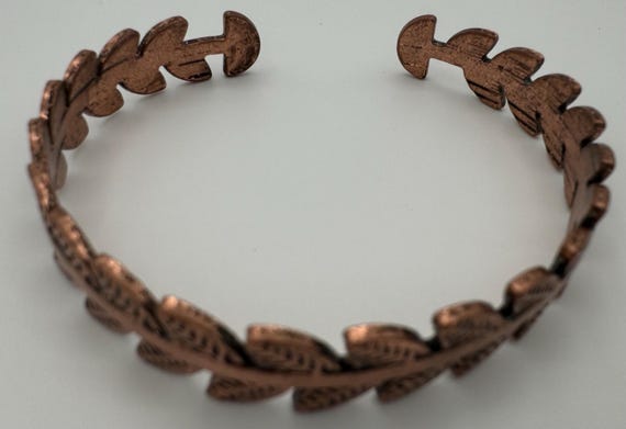 Copper cuff leaf shaped bracelet - image 3