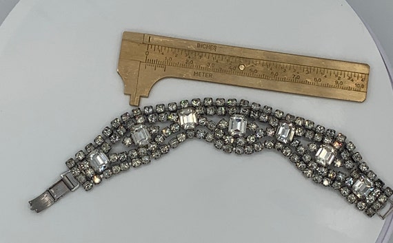 Vintage glitzy silver tone clear rhinestones brac… - image 5