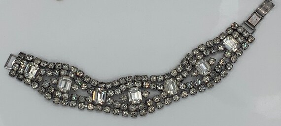 Vintage glitzy silver tone clear rhinestones brac… - image 6