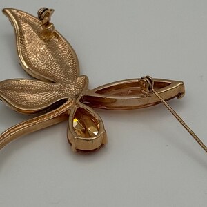 gold tone and amber tone rhinestones and crystal dragonfly brooch. zdjęcie 4