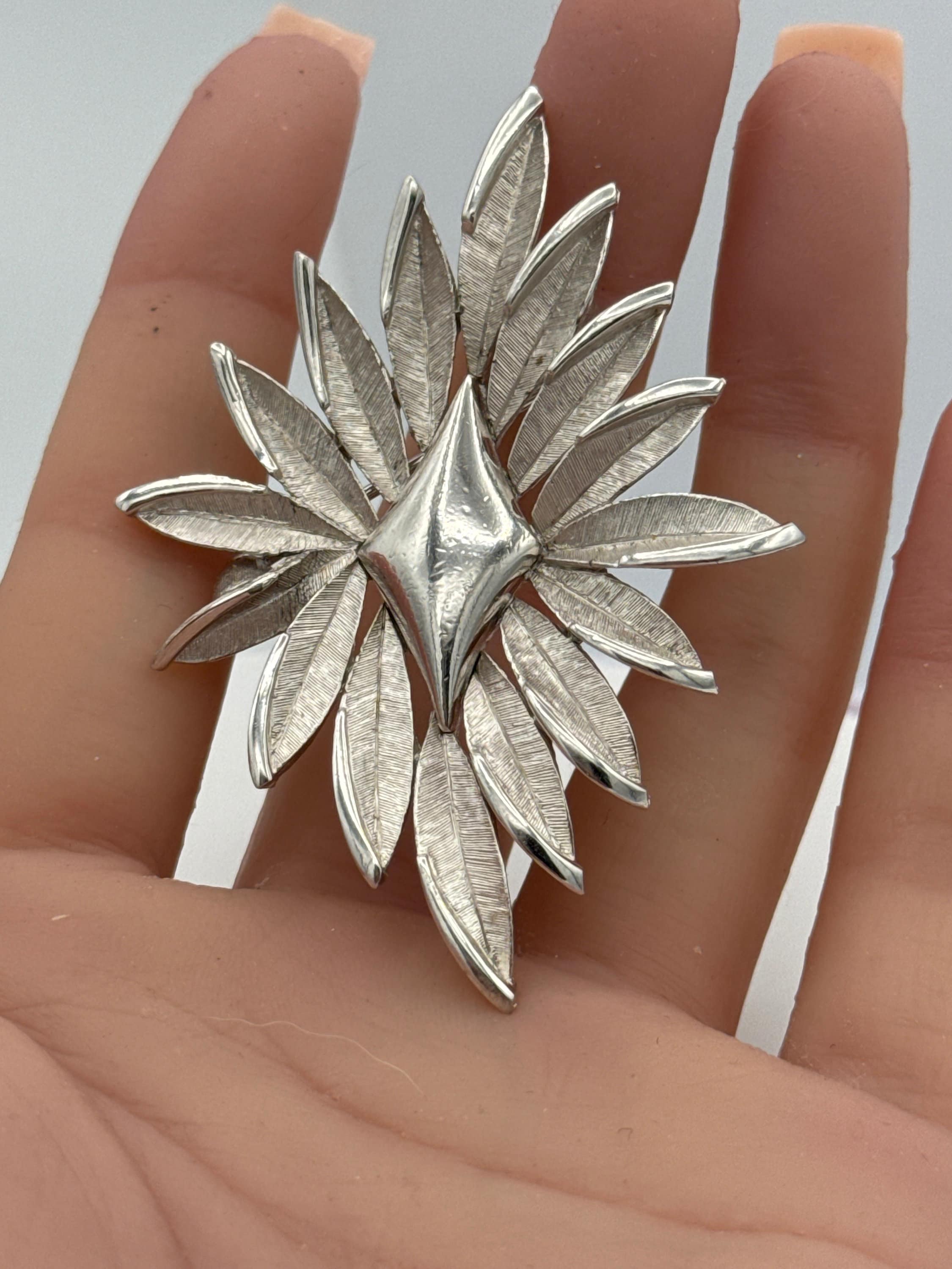 ヴィンテージ クラウン トリファリ デザイナー シルバートーン