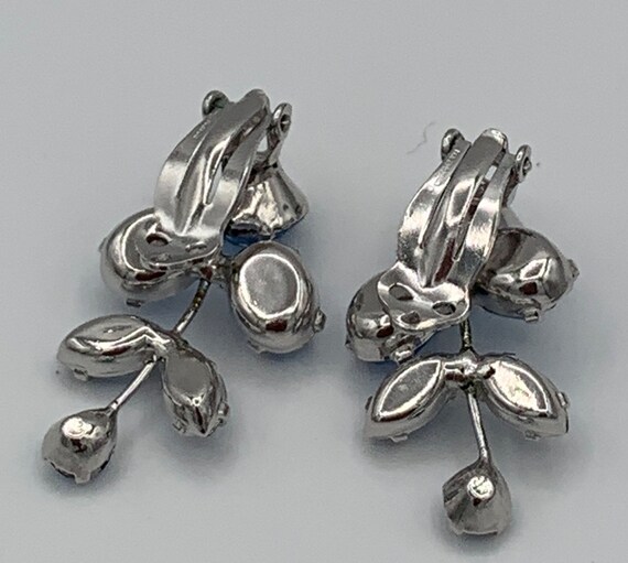 Gorgeous vintage silver tone clip on earrings pro… - image 3