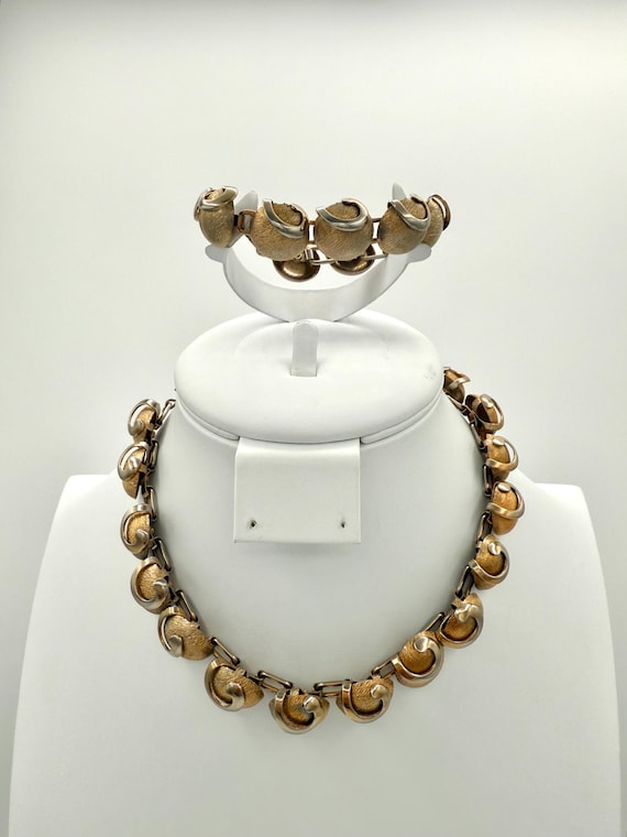 Vintage necklace & bracelet set - image 1