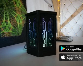 3D Printed Sci-Fi Table Lamp: RGB LED with Circuit Patterns