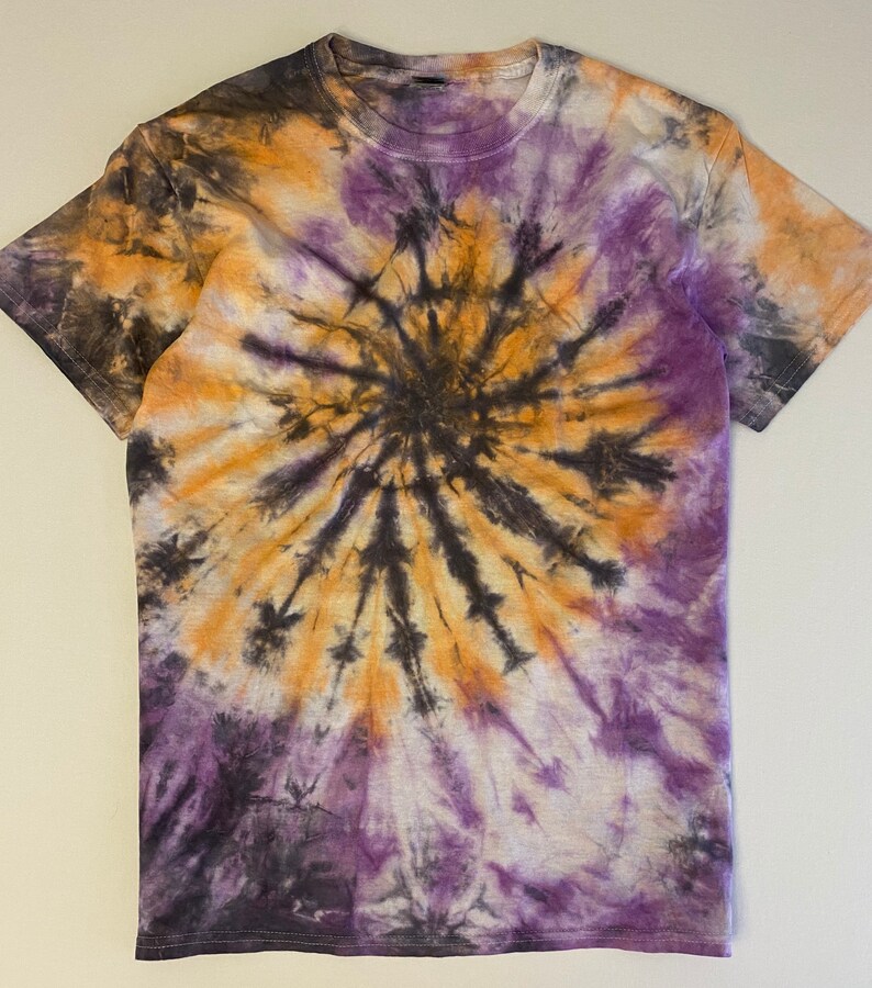 halloween tie dye shirt ideas