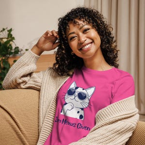 Zero Meows Givenシャツ - サングラスをかけたクールな漫画猫のTシャツ - ペット愛好家と生意気な猫ママのための面白い態度の猫シャツ