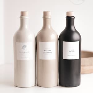 Stoneware oil or vinegar bottle - 750ml, bottle for oil I vinegar I ceramic wooden cap I personalized waterproof label