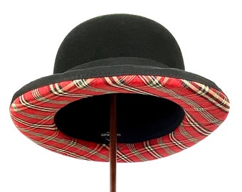 Wool Felt Bowler Hat – Classic British Derby With Tartan  display picture 1