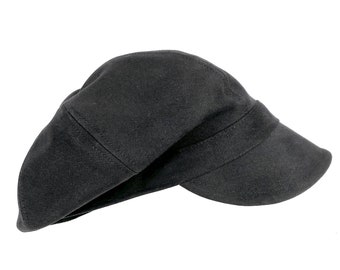 Classic Black Newsboy Cotton Cap - Vintage Baker boy Hat for Fashionable Men and Women