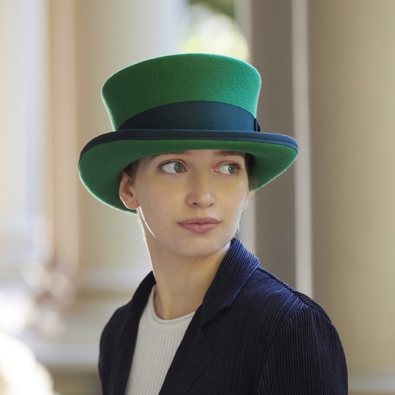 Apple Green Wool Felt Short Top Hat - Modern Formal Topper  display picture 1