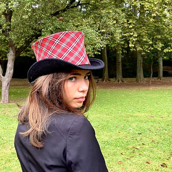 Chequered Top Hat Red Green White Chequered Top Hat Red Green White