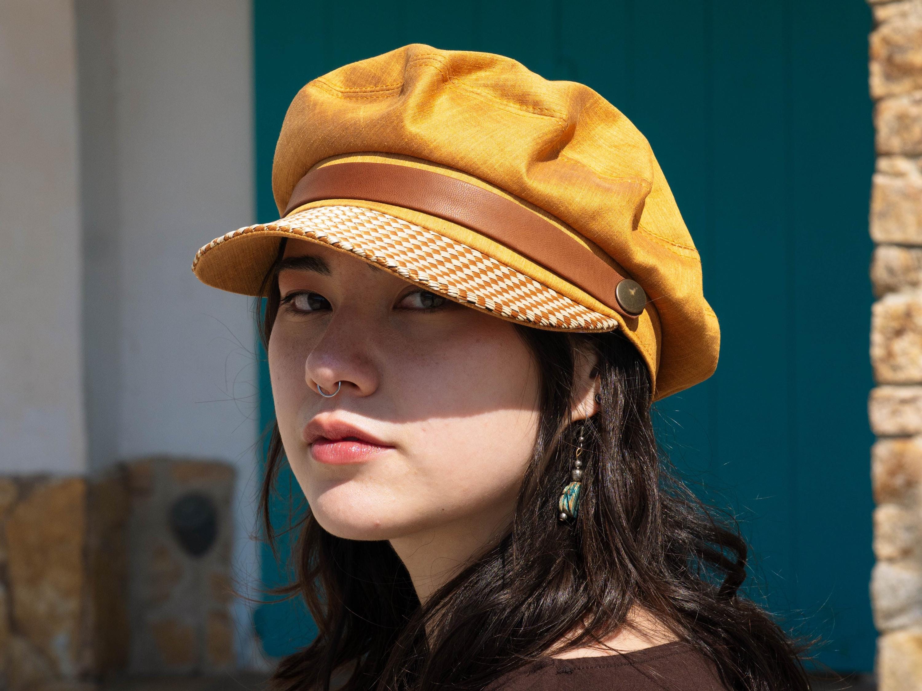 マリホジャ Raffia Sailor Ribbon Hat Nautical Sailor Hat in Gold Linen With Natural Raffia Check Visor