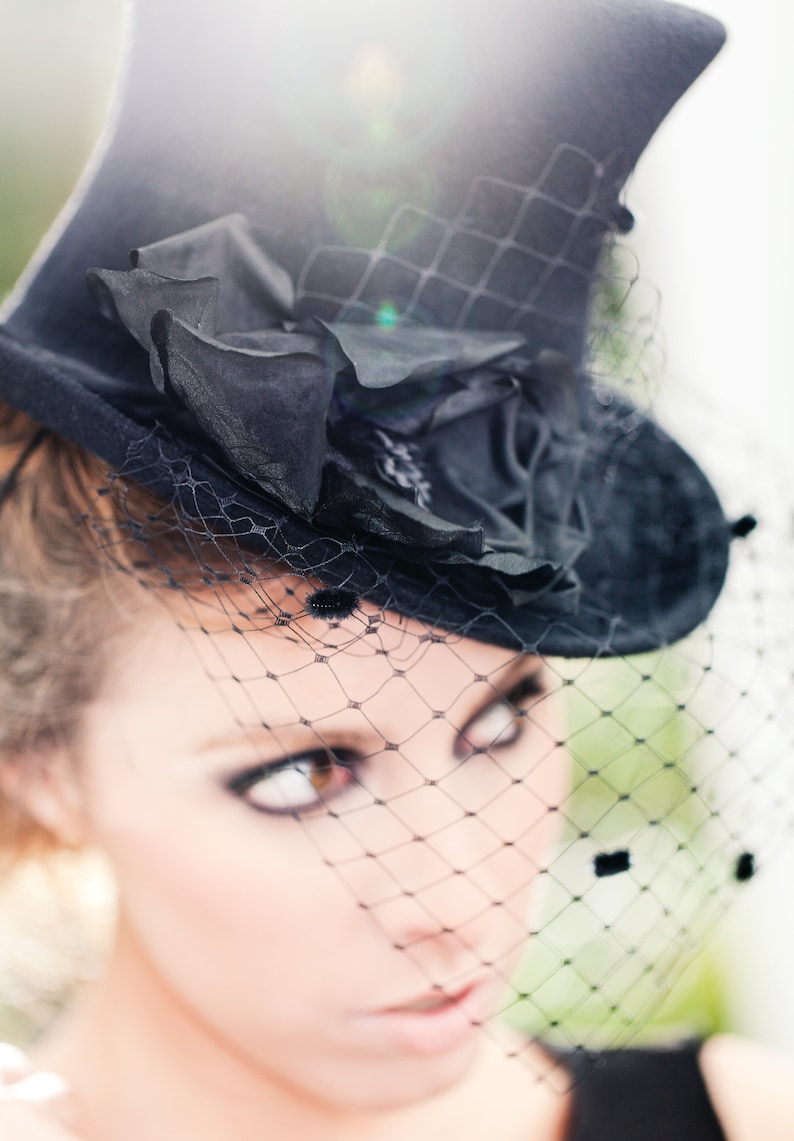 Mini Top Hat Mourning Veil Glamorous Mini Top Hat With Black Etsy
