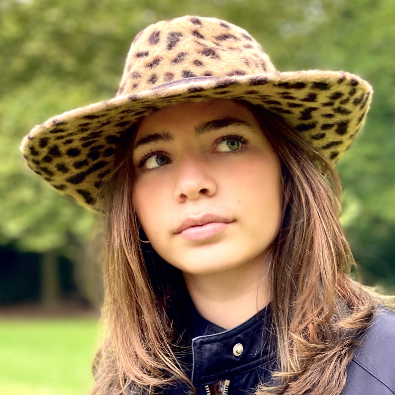 Leopard fedora hat wide brim, leopard fur felt melousine fedora hat, cheetah animal print fedora hat, wide brim fedora hat, cowboy felt hat image 4