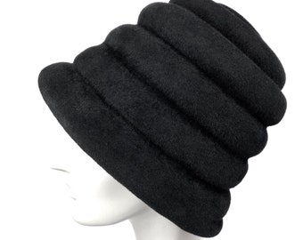 Chapeau Cloche En Feutre De Laine Bordeaux (lit De Vin) - Qualité Modiste, Doublure Velours, Taille Unique Femme