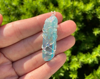Aqua hydro quartz crystal silk thread necklace