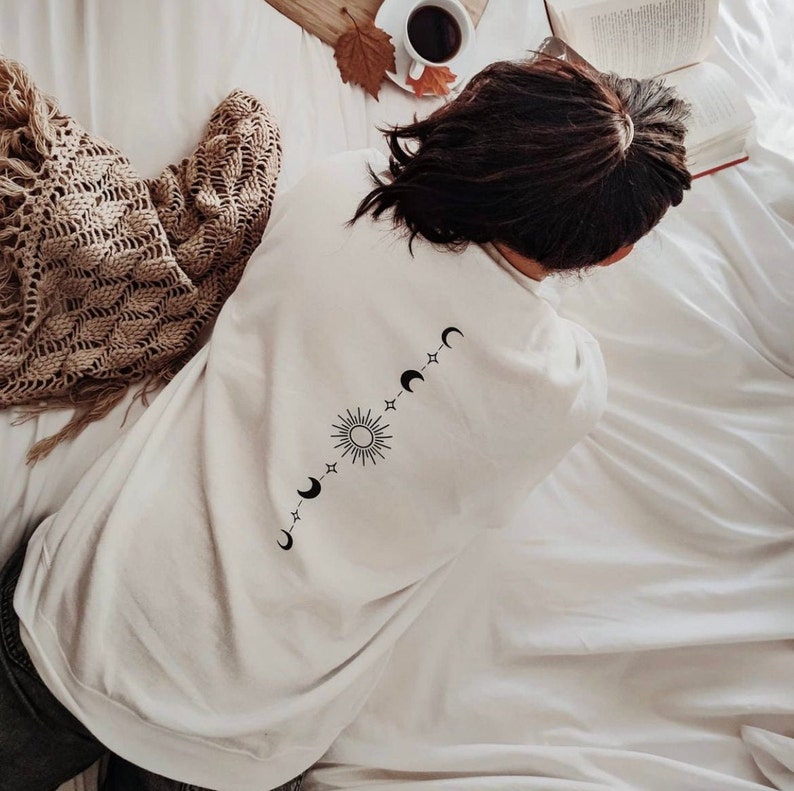 Feyre's Tattoo Sweatshirt OFFICIALLY LICENSED Sarah J - Etsy