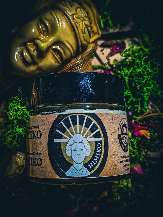 Facial moisturizer with organic ingredients, collagen cream for lifting face, anti aging balm for best present wedding couple unique gift