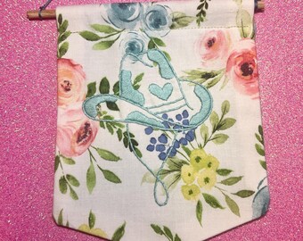 Blue Floral Cow Cowboy Hat Finished Embroidered Wall Hanging