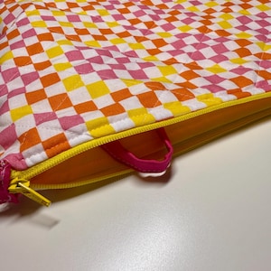 Summery Checkerprint Quilted Needlpoint/Crafting Zipper Project Bag 12” x 14” - Size Medium