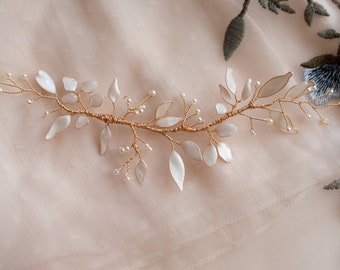 tralcio capelli dorato foglie bianco ,fermaglio accessori gioiello  pettinino fiore foglie rami sposa matrimonio tiara corona