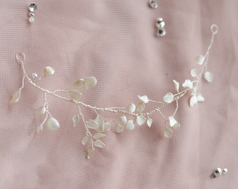 tralcio capelli argentato foglie bianco ,fermaglio accessori gioiello  pettinino fiore foglie rami sposa matrimonio tiara corona