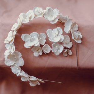headband crown silver white flowers, tiara accessories hair band jewel with beads, flower leaves wedding bridal events