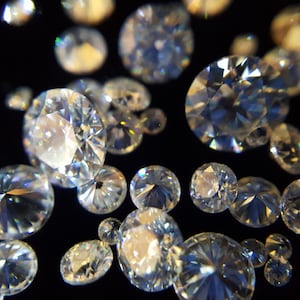 Diamante creato in laboratorio, piccolo sciolto, rotondo, dimensioni da 1 mm a 5 mm, colore G - I, purezza VS2 - SI2, peso in carati 0,005 ct. - 0,5 carati, diamanti Melee