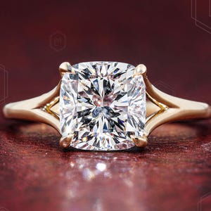 Cushion Cut Lab Grown Diamond Solitaire Engagement Ring IGI Certified 2.0 CT Cushion Cut Diamond Wedding Ring Split Shank Ring Promise Ring
