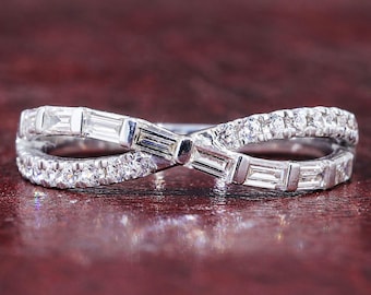 Baguette and Round Cut Diamond Wedding Band Lab Grown Diamond Crossover Band Infinity Style Wedding Band Stackable Band Promise Gift For Her