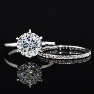 IGI-zertifizierter runder Solitär-Verlobungsring mit Eternity-Band 2.5 CT Labgrown-Diamant-Braut-Set für Frauen Weißgoldring für Frauen