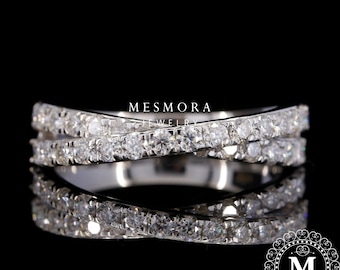 Anillo de media eternidad cruzado de 4 mm con diamantes cultivados en laboratorio. Anillo de boda apilable grueso cruzado en oro blanco macizo de 14 quilates. Anillo de promesa minimalista en forma de X.