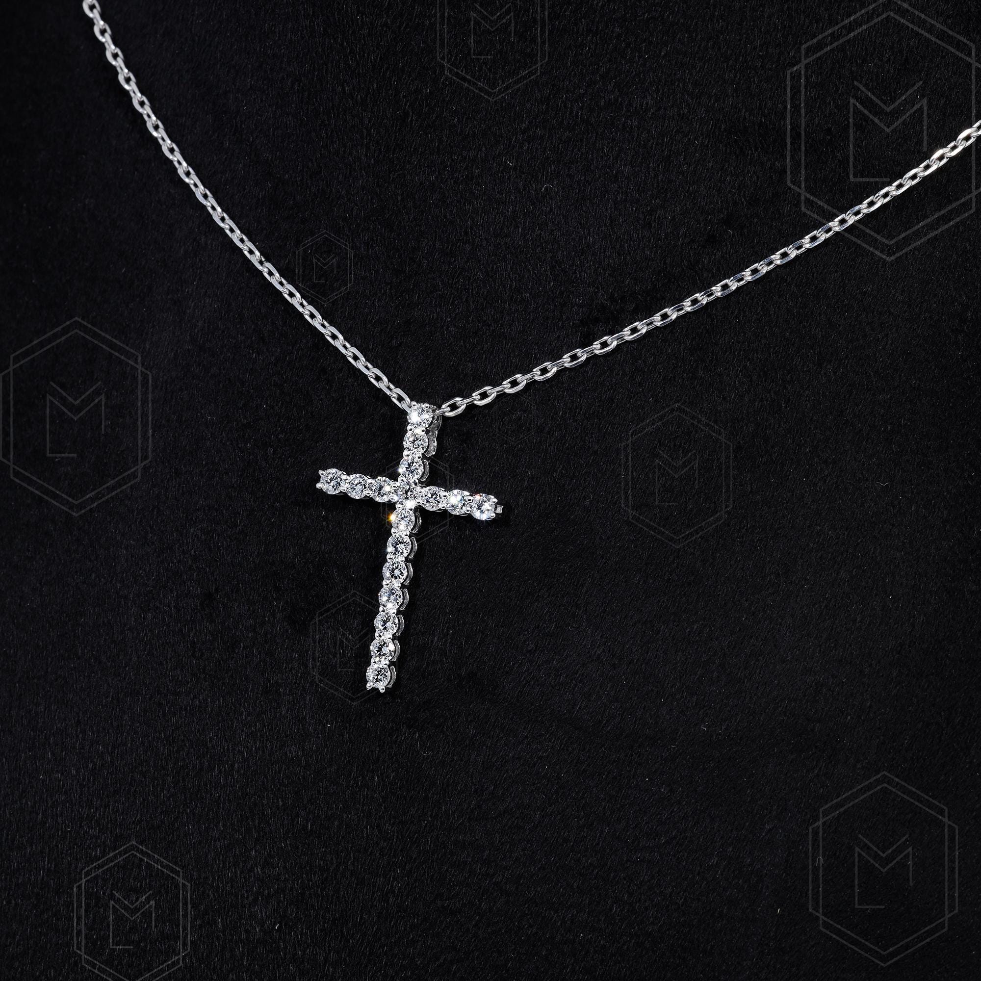 0.75 CT ダイヤモンド クロスネックレス 14K ゴールド ラボグロウン