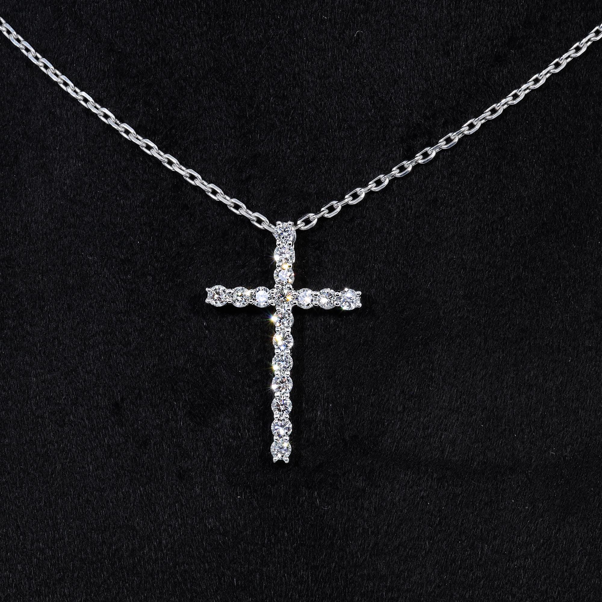 0.75 CT ダイヤモンド クロスネックレス 14K ゴールド ラボグロウン