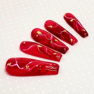 Red Marble Press On Nails