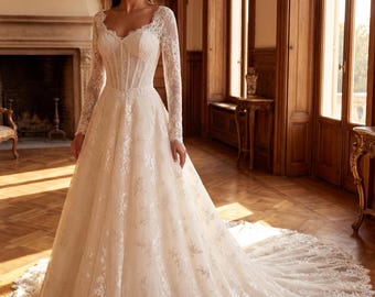 Vintage Floral Lace Wedding Dress | Long Sleeve Sweetheart Corset Gown | Princess Tulle Chapel Train