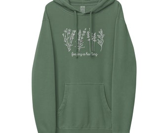 Sudadera bordada Feeling is Healing / sudadera de bordado vintage minimaly trendy / camisa de terapeuta / camisa de salud mental de terapia
