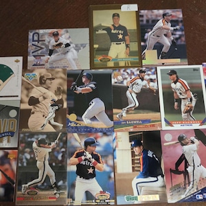 Jeff Bagwell lot of baseball cards hof rookie included Astros