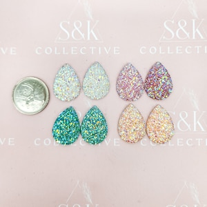 18 x 25mm Drop style Mix Colours Natural Stone Flat Black Resin Cabochons Set of 2