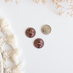 Juego de 2 cabujones de resina con forma de pata de oso, cuentas planas con purpurina AB para abalorios indígenas, juego de 2 piezas de aretes planos, suministros para bricolaje imagen 13