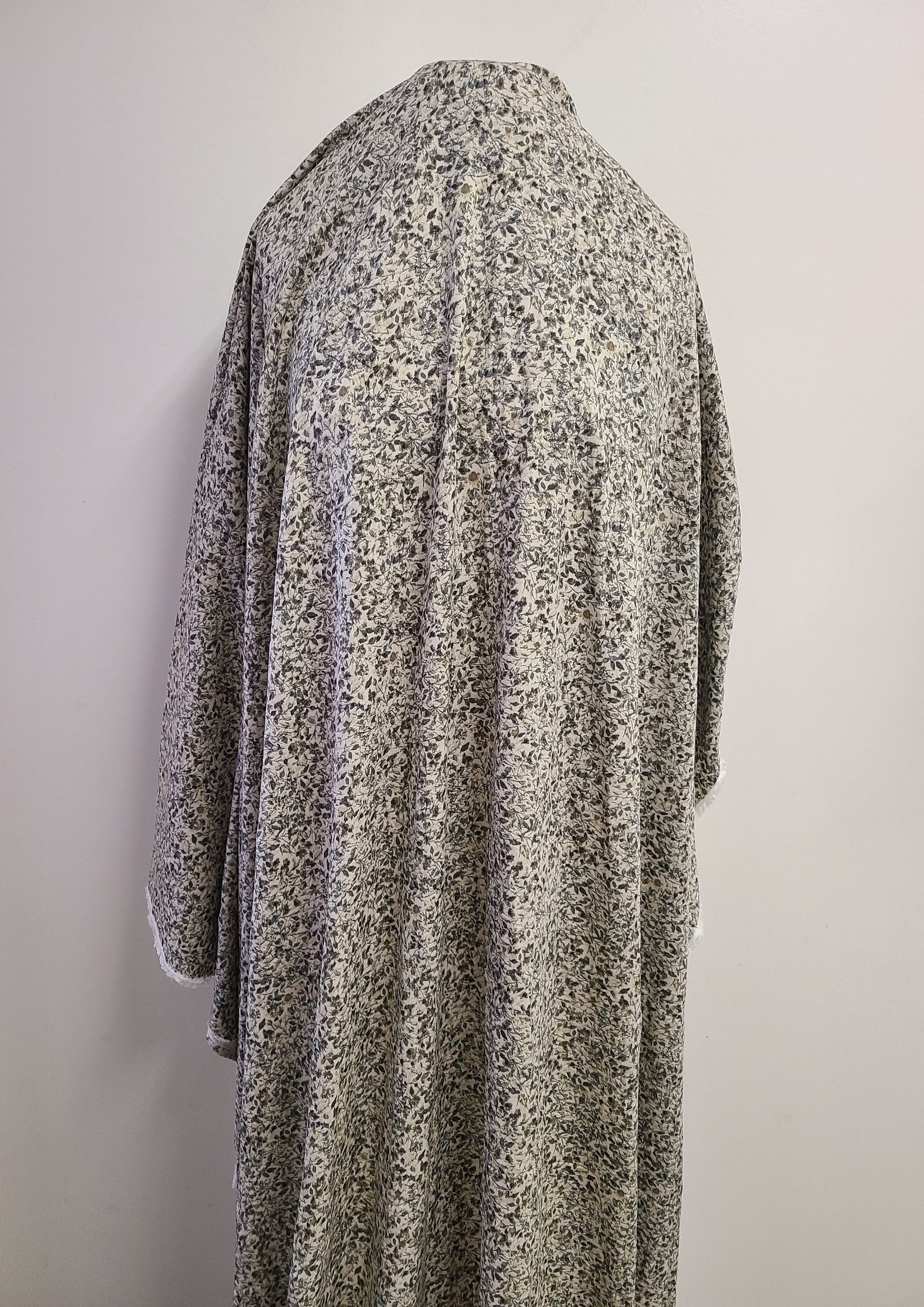 ECO Friendly, Rayon Crinkle Fabric Ditsy Leaves Print for Women Clothing, Sold by the Half-Yard or Lots_A2-6,A5-3,R1-3