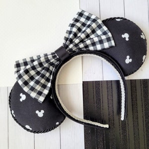 Classic Bundle, Theme Park Ears, Mouse Ears, Handmade Ears, Pouch, key Fob, mouse Ear Holder, Bow Headband