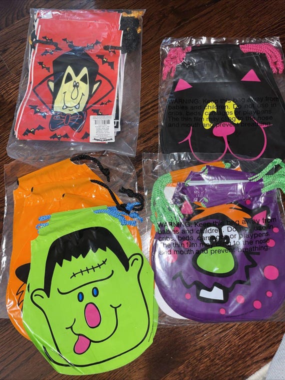 54pcs Halloween Drawstring Treat Bags - Trick or Treat Party Goodie Bags