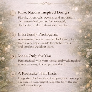 Peut inclure: Un fond beige avec du texte d&eacute;crivant les caract&eacute;ristiques d'un cake topper de mariage. Le texte comprend : Rare, Nature-Inspired Design, Effortlessly Photogenic, Made Only for You et A Keepsake That Lasts.
