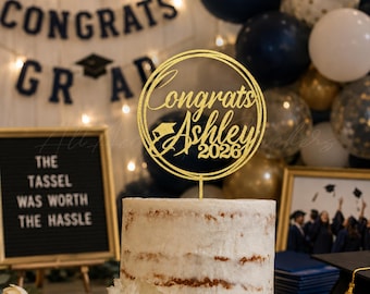 Personalized Graduation Cake Topper, Custom Name & Graduation Year Cake Decoration, Congrats Grad Party Decor, Class of 2026 Cake Topper
