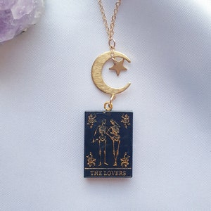 Collier de cartes de tarot pour les amoureux, bijoux célestes en or, cadeaux de sorcière pour femme, cadeau d'anniversaire pour elle, cadeau romantique pour petite amie,