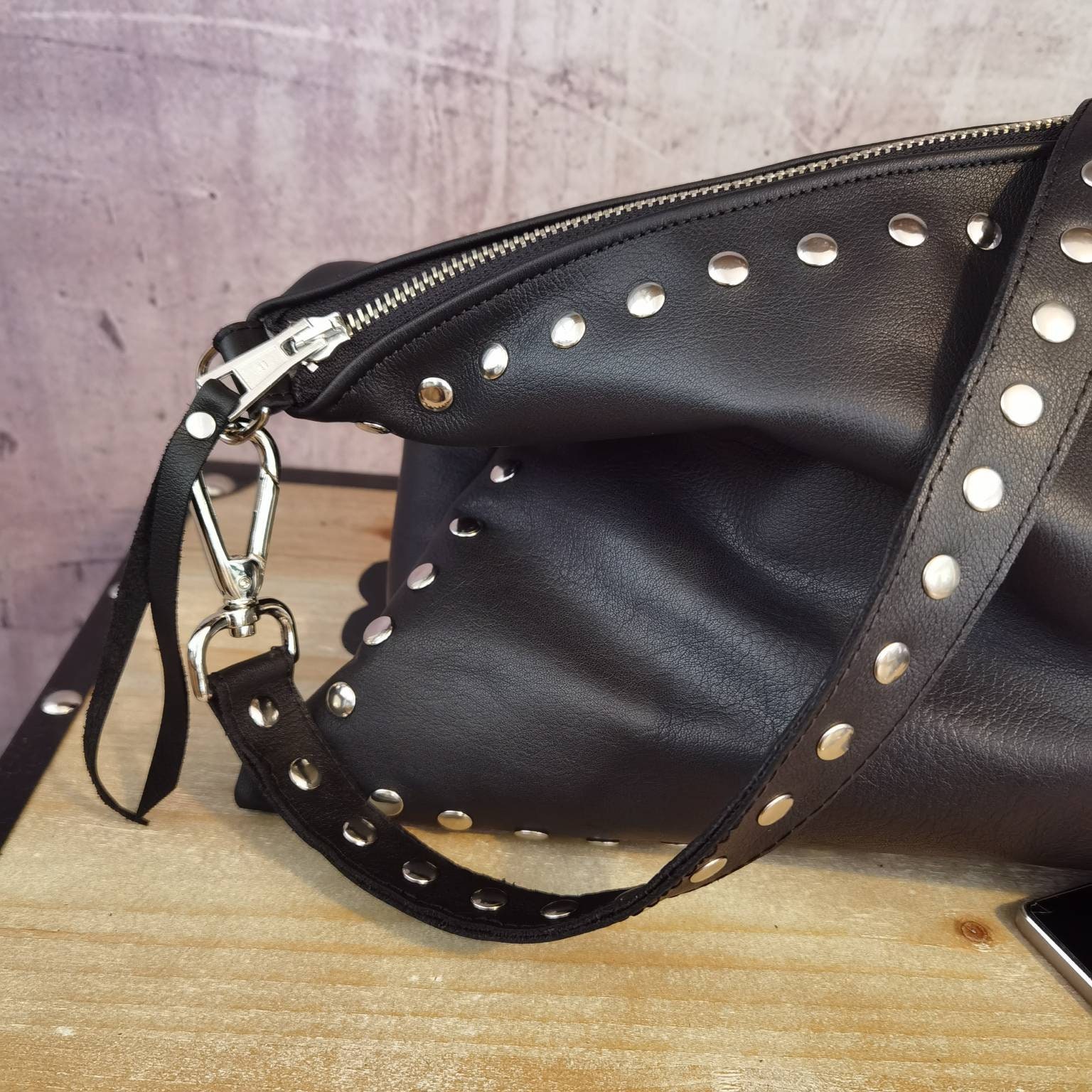 バッグ 00s studs genuine leather shoulder bag 81hVL4k8bhL._UY900_.jpg