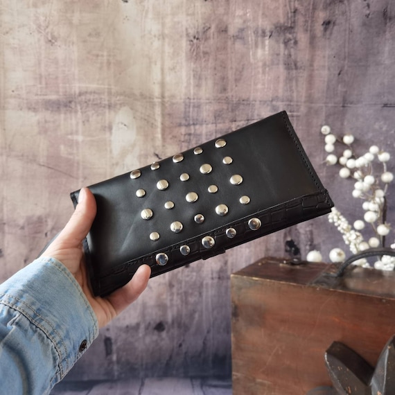 Handmade Studded Leather Wallet | Black Croc Embossed | Wristlet Clutch | Artisan Leather Goods | Handcrafted in Barcelona | Slow Fashion