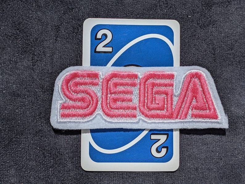 Inofficiell Sega Classic-logotyp 95 mm strykmärke (2) Amy Pink