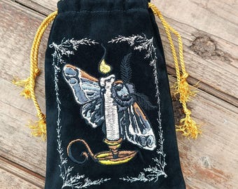 Bolsa de tarot negra, bolsa de vela, polilla, bordado, bolsa de tarot de terciopelo, bolsa de tarot bordada, bolsa de tarot de terciopelo